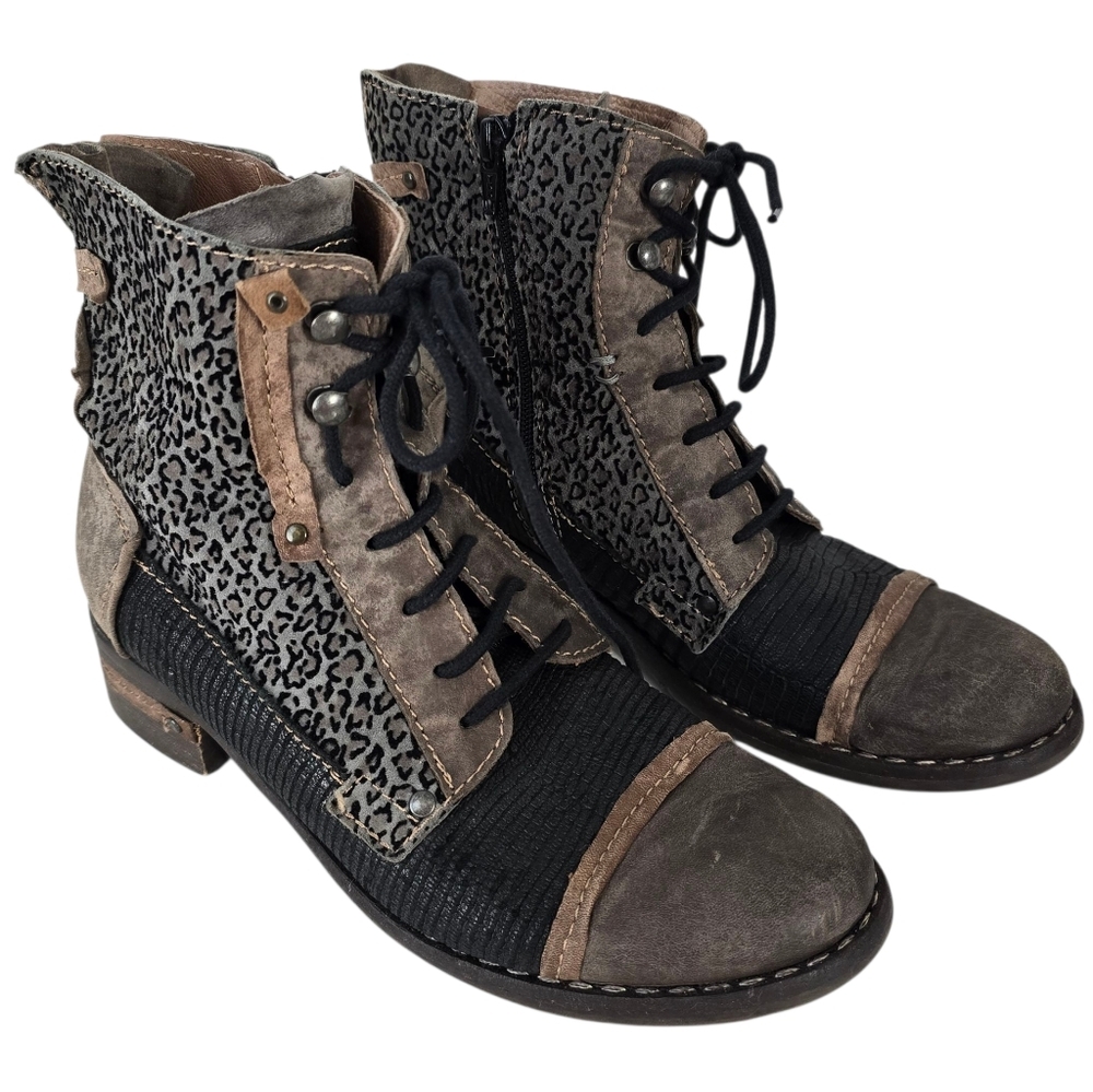 Charme Leather Mixed Media Distressed Lace Up Moto Boots Size 39 Italian Made